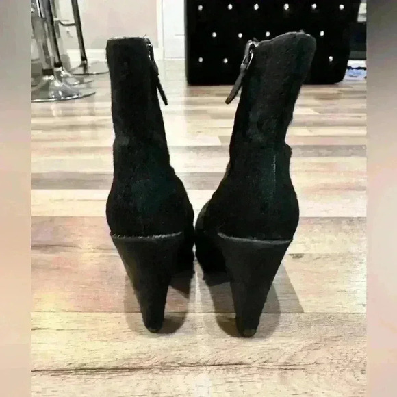 Theory high heel Debra platform high heel ankle boots in black calf hair Sz 38/7 - Picture 3 of 4